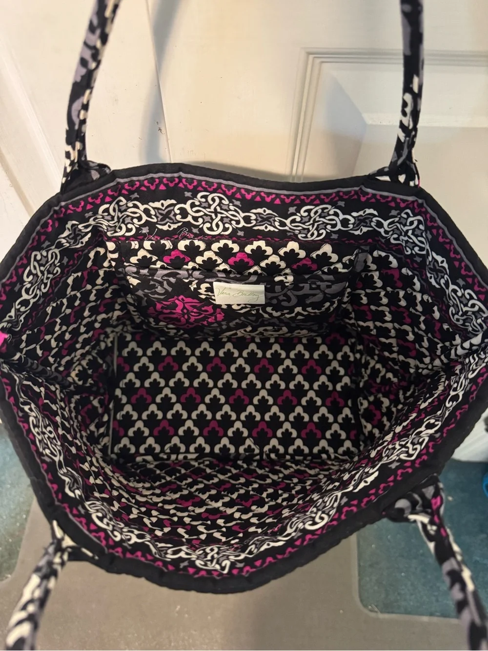 Quilted Patterned Tote Bag in Black, White & Magenta